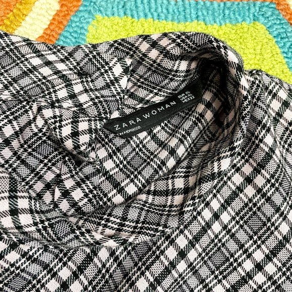 Zara Woman pink and black plaid blouse with high collar - size XL - Picture 9 of 9